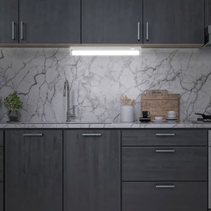 Brilo - Luminaire LED sous-meuble LED/6W/230V 2700/4000/6500K 54,5 cm argenté