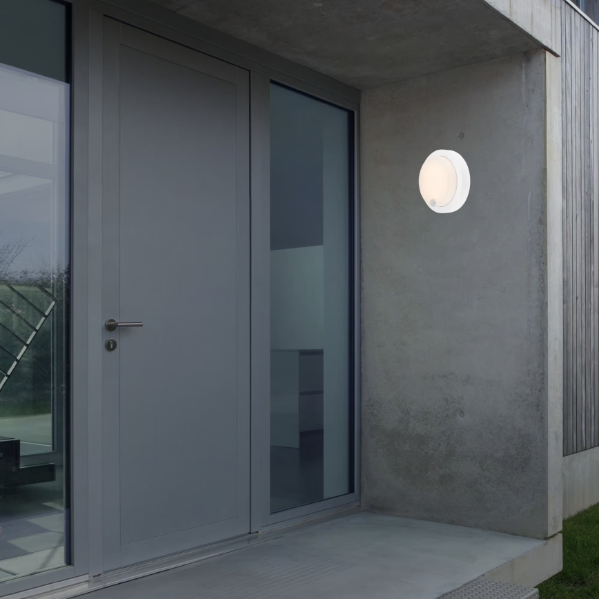 Brilo - Oplaadbare LED-muurlamp voor buiten met bewegingssensor LED/4W/5V 4400 mAh IP44 wit