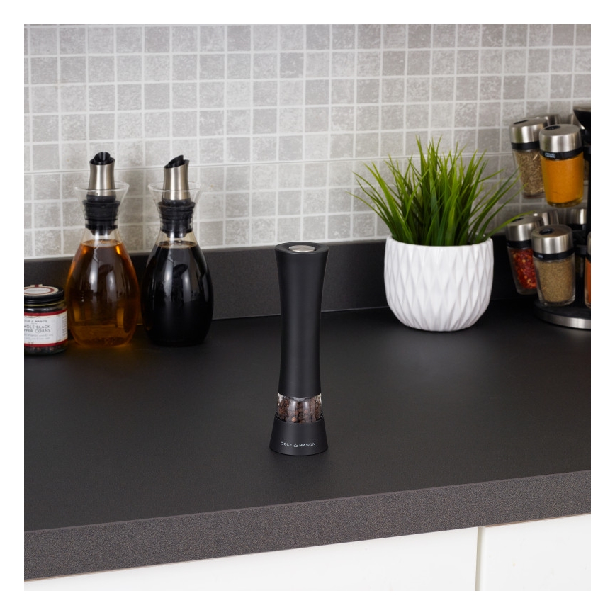 Cole&Mason - Elektrische molen voor zout of peper BURFORD 4xAAA 18 cm zwart
