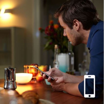 Dimbare LED Lamp Philips Hue WHITE A60 E27/9,5W/230V 2700K + afstandsbediening