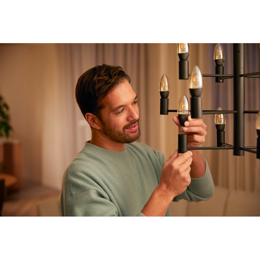 Dimbare LED Lamp Philips Hue WHITE FILAMENT E14/4,5W/230V 2100K