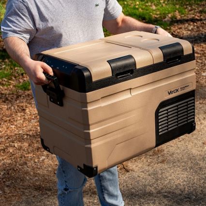 Draagbaar autokoelkast met LCD scherm 39 l 230V/12V/24V bruin