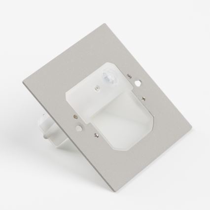 Luminaire LED pour escalier avec détecteur de mouvement et capteur crépusculaire LED/1,5W/230V 3000/4000/6500K blanc