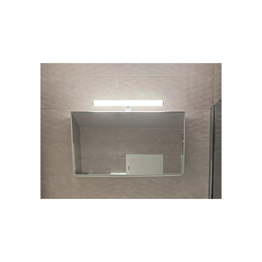 Éclairage LED pour miroir de salle de bains 12W/230V 59,5 cm IP44 blanc