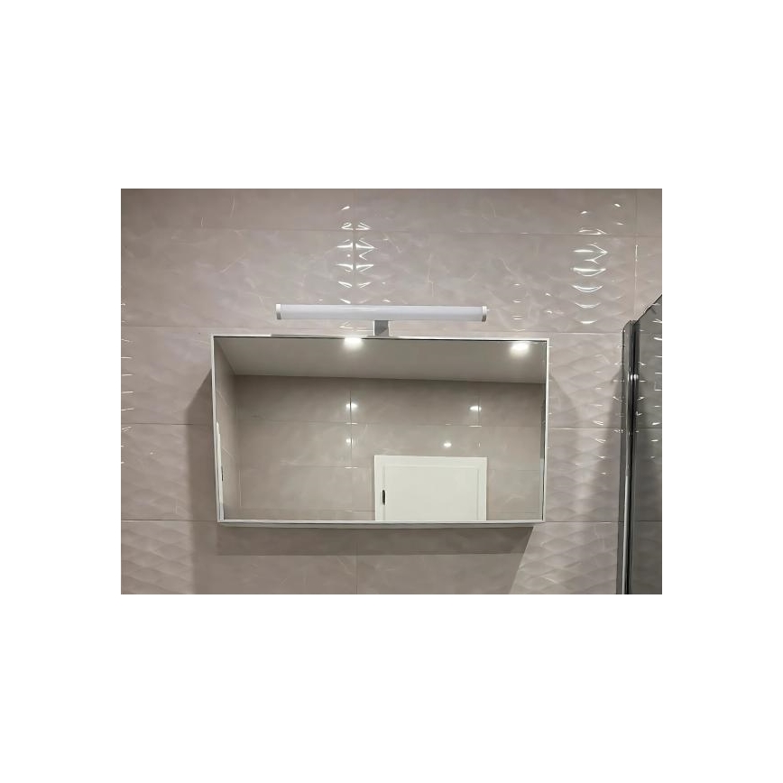 Éclairage LED pour miroir de salle de bains 12W/230V 59,5 cm IP44 blanc