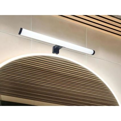 Éclairage LED pour miroir de salle de bains LED/10W/230V 45 cm IP44 noir