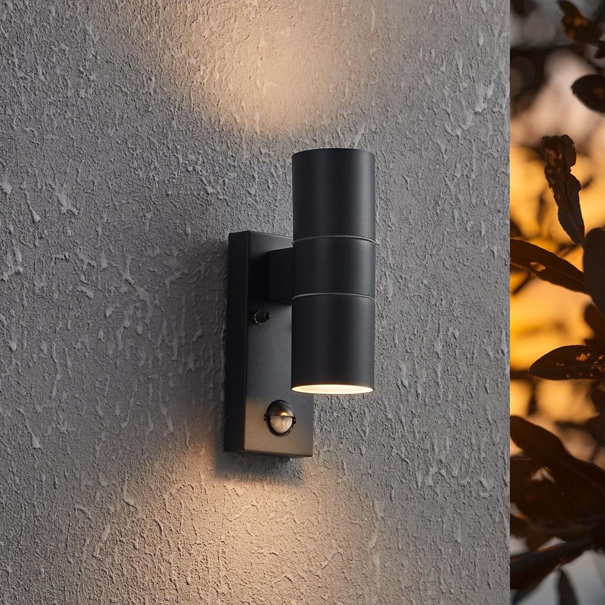 Eglo 79545- Applique murale LED extérieure avec détecteur ARAPONGAS 2xGU10/2,8W/230V IP44 noir
