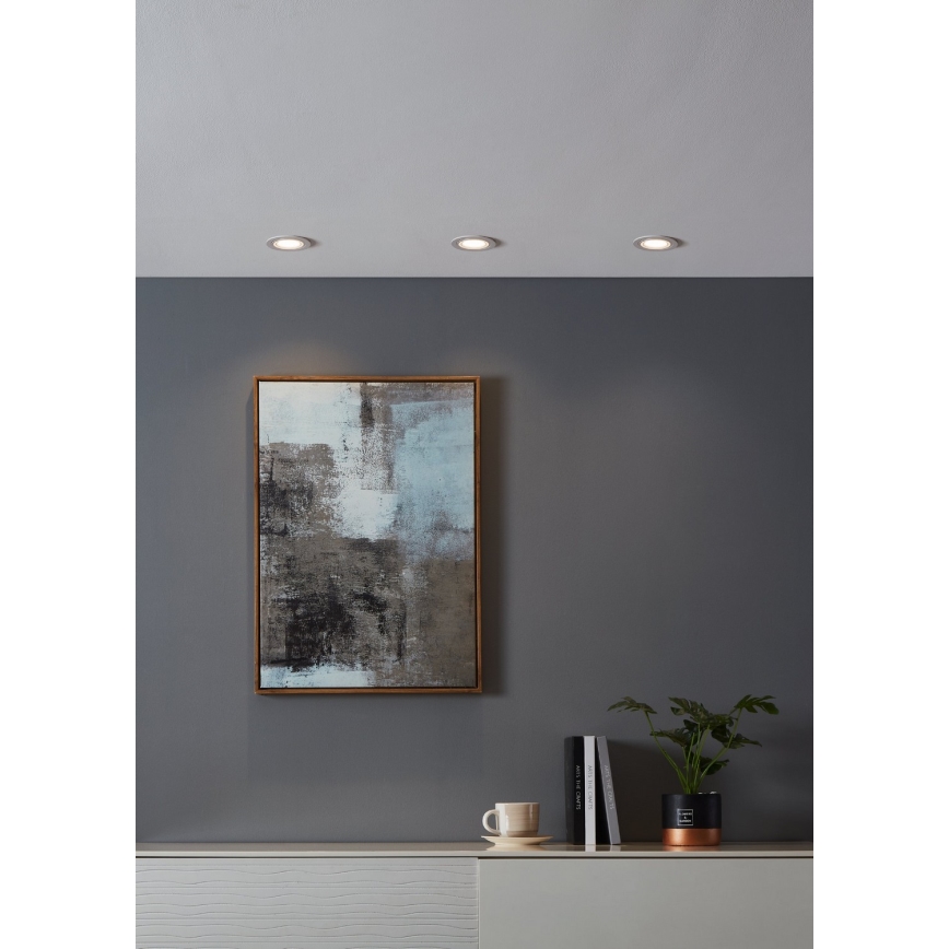 Eglo - LED RGBW Luminaire encastrable à intensité variable LED/4,7W/230V blanc