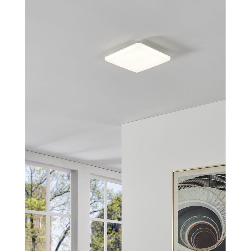 Eglo - Plafonnier LED pour salle de bains LED/20W/230V 2700/4000/6500K 31x31 cm IP54 blanc