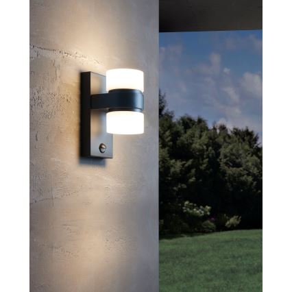 Eglo - Applique murale LED extérieure avec capteur 2xLED/6W IP44