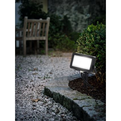 Eglo - Projecteur LED RGB LED/10W/230V + télécommande