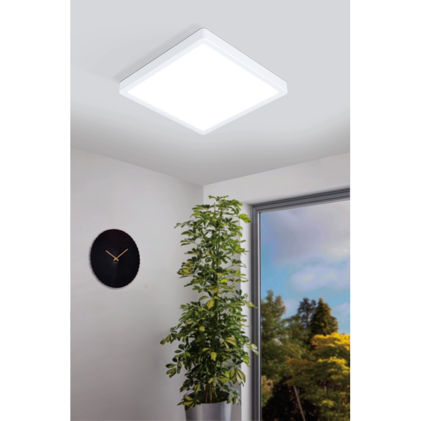Eglo - Plafonnier LED dimmable pour salle de bains LED/19,5W/230V 2700-6500K IP44 ZigBee 28,5x28,5 cm