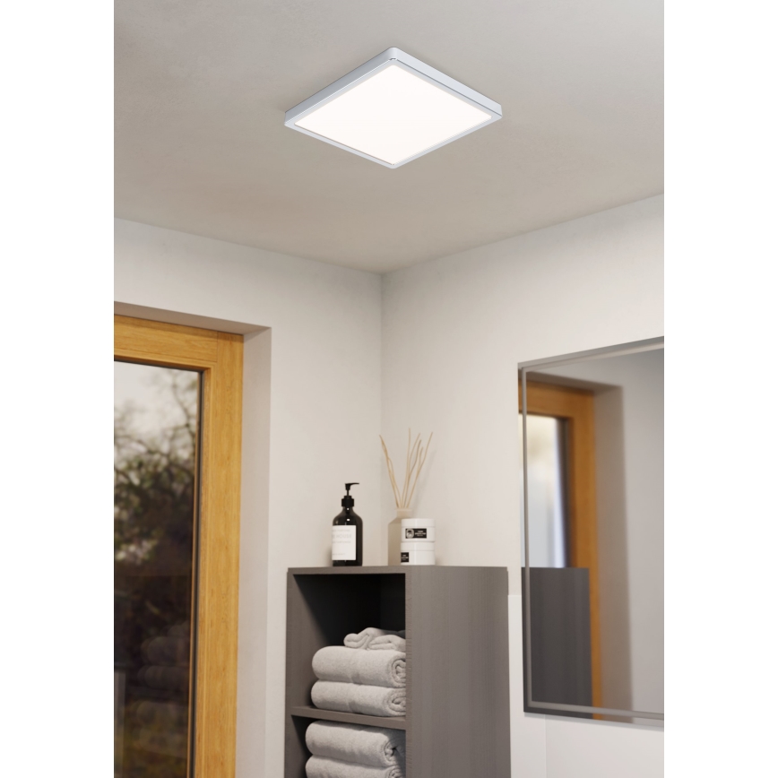 Eglo - Plafonnier LED pour salle de bains LED/20W/230V IP44 28,5x28,5 cm