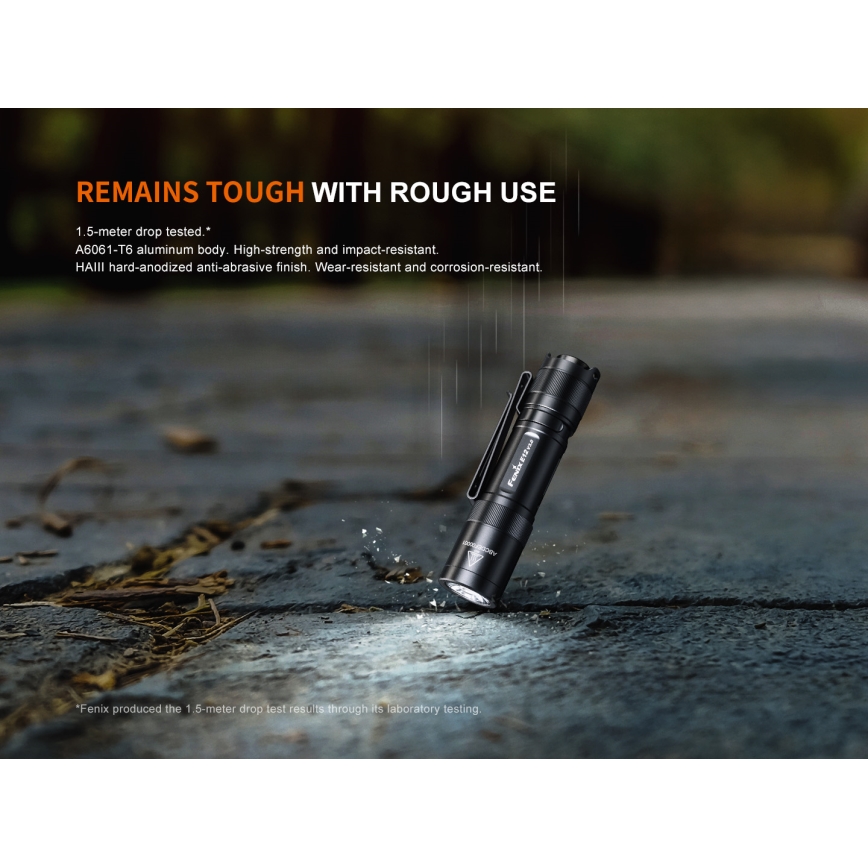 Fenix E12V30 - Lampe de poche LED rechargeable à intensité réglable LED/1xAA 2000 mAh IP68 200 lm 100 h noire