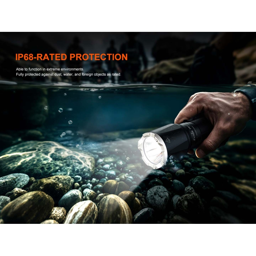 Fenix TK17BLK - Dimbare oplaadbare LED-zaklamp (LED/USB) 6000 mAh IP68 3600 lm 60 h zwart