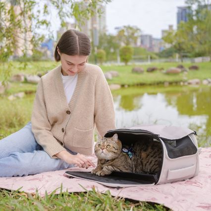 Fikago - Sac de voyage pour chiens et chats TRUFFLE Creamy Cloud
