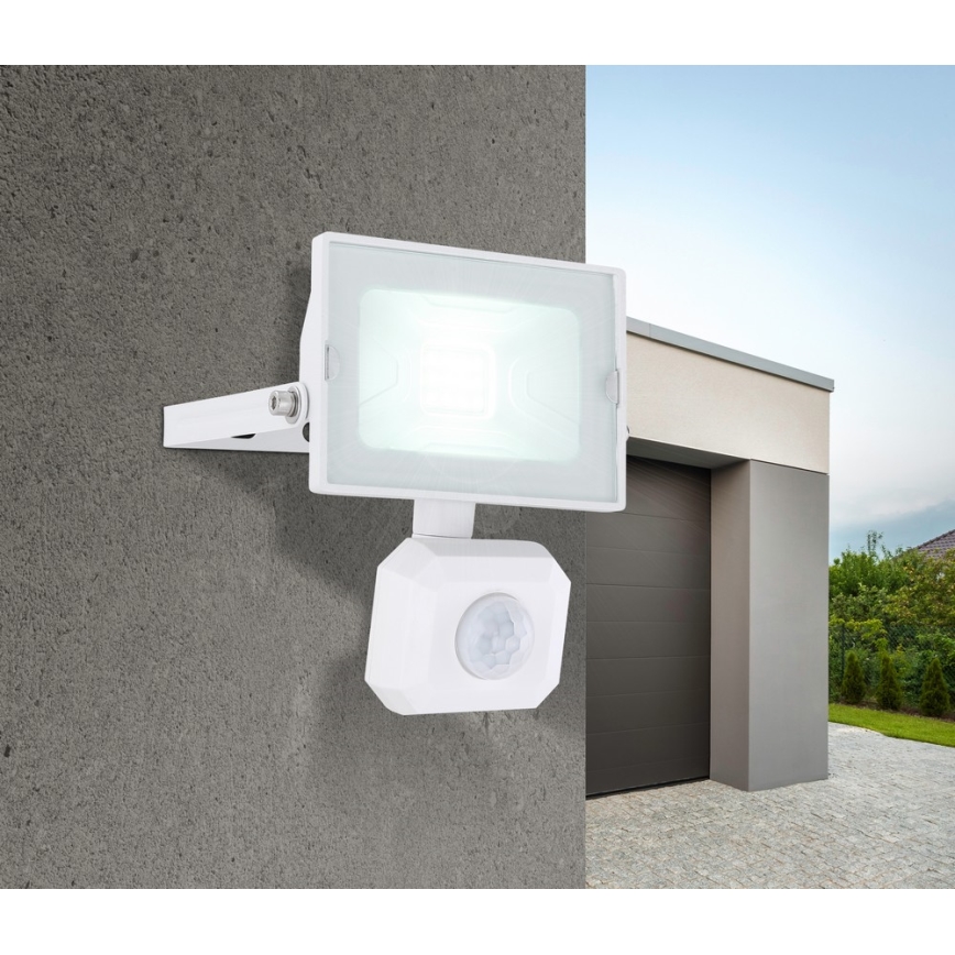 Globo - LED Floodlight met sensor LED / 10W / 230V IP44