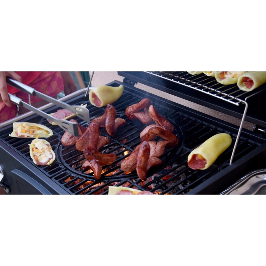 Grill à charbon de bois noir