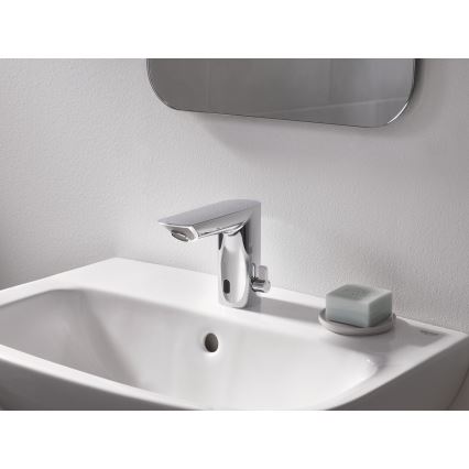 GROHE 36451000 - Mitigeur électronique pour lavabo BAU COSMOPOLITAN E, chrome brillant