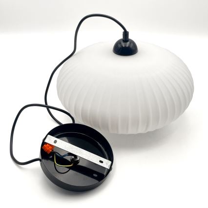 Hanglamp aan een koord HARMA 1xE27/15W/230V diameter 30 cm wit/zwart