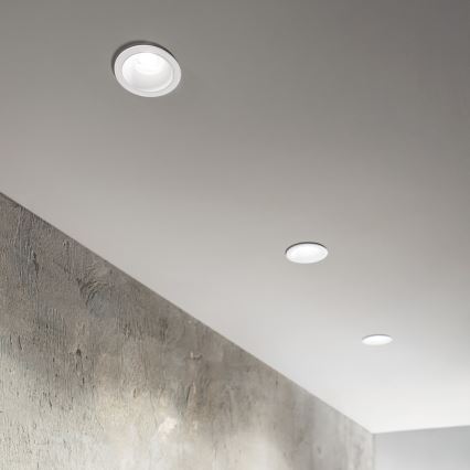 Ideal Lux - Plafonnier LED encastré pour salle de bains GAME TRIM LED/11W/230V 3000K IRC 90 Ø 8,5 cm IP65 blanc