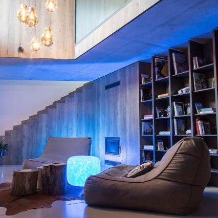 Tabouret gonflable LED à intensité modulable avec télécommande LED/5V/60cm IP44