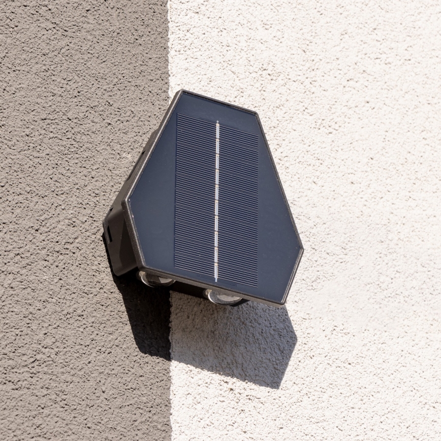 LED Solar wandlamp met een sensor LED/2W/5V IP54