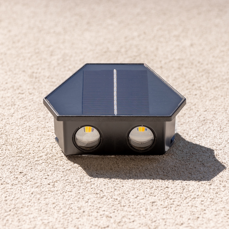 LED Solar wandlamp met een sensor LED/2W/5V IP54