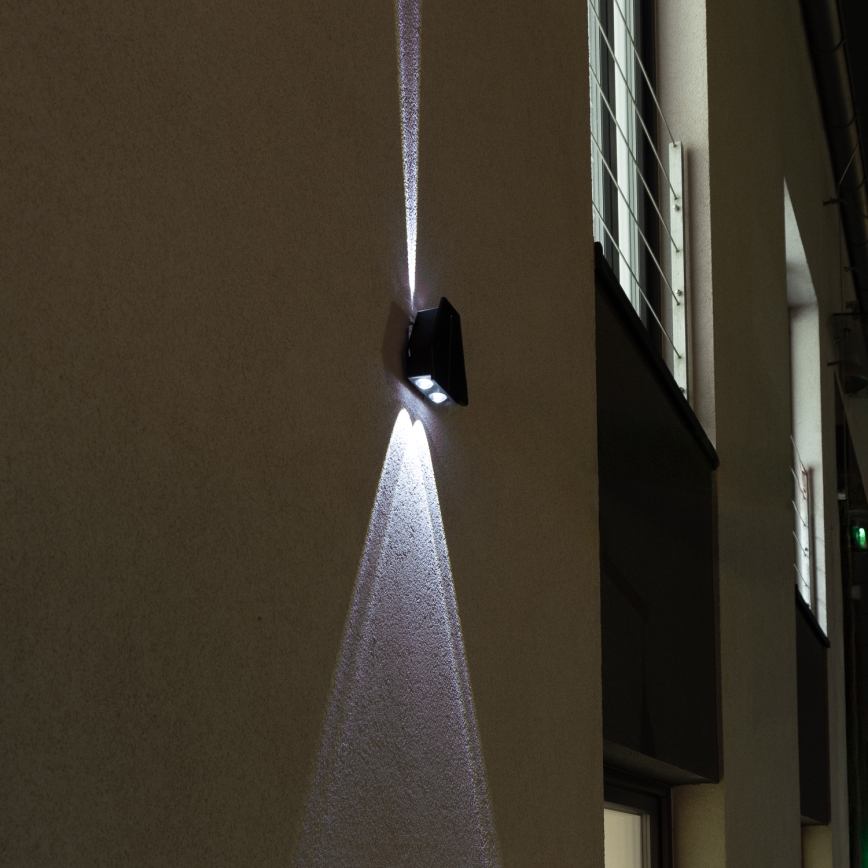 Luminaire solaire LED avec détecteur LED/2W/5V IP54