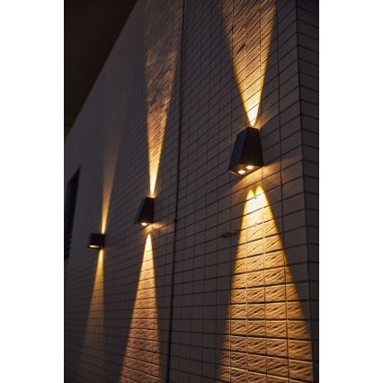 LED Solar wandlamp met sensor LED/2W/5V IP54 1300 mAh