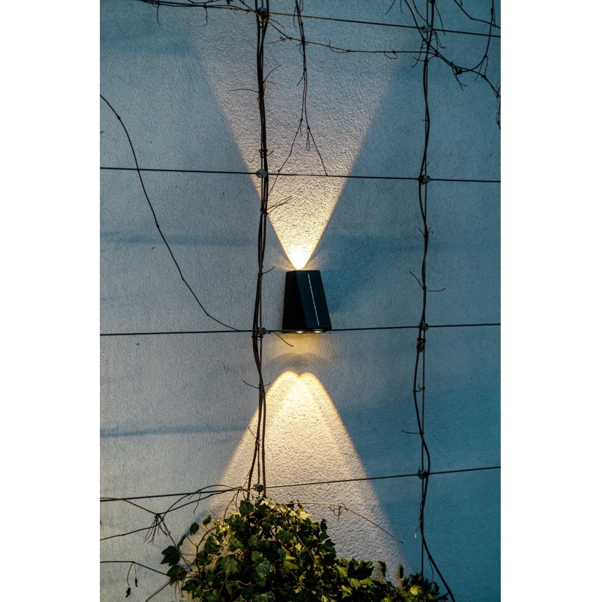 LED Solar wandlamp met sensor LED/2W/5V IP54 1300 mAh