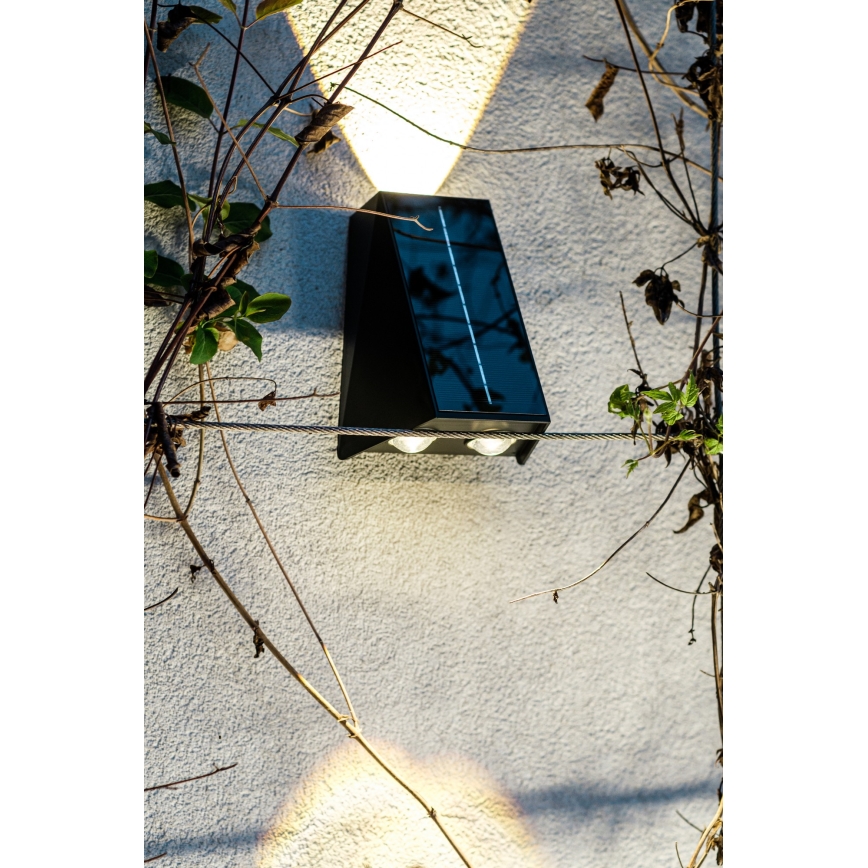 LED Solar wandlamp met sensor LED/2W/5V IP54 1300 mAh