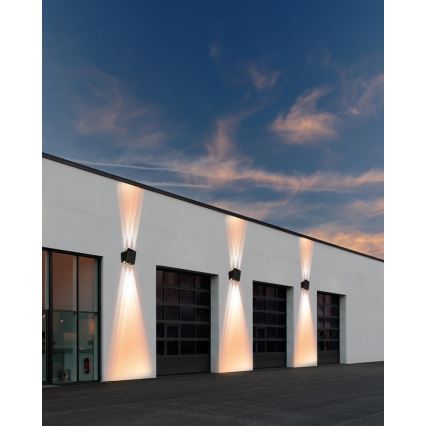 Applique murale solaire avec détecteur LED/2W/5V IP54 1300 mAh