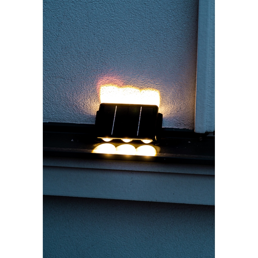 Applique murale solaire avec détecteur LED/2W/5V IP54 1300 mAh
