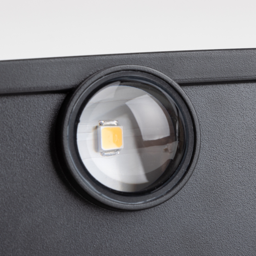 Applique murale solaire avec détecteur LED/2W/5V IP54 1300 mAh