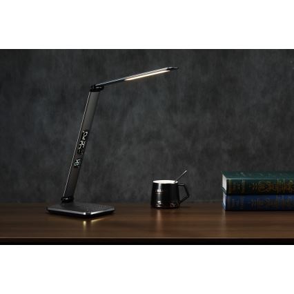 Lampe de bureau LED dimmable 8,5W/230V avec recharge sans fil, argentée