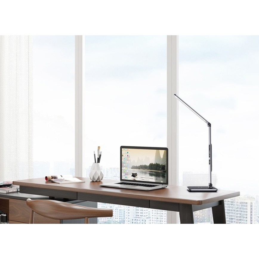 Lampe de bureau LED dimmable 8,5W/230V avec recharge sans fil, argentée