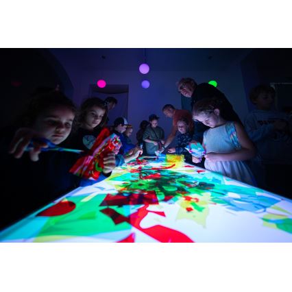 Immax NEO 07745CDO - Lot de 3 ampoules LED RGB+CCT dimmables E14/6W/230V Tuya Wi-Fi + télécommande