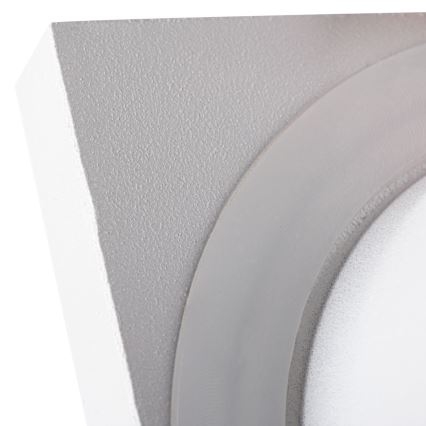 Luminaire encastré de salle de bain FLINI 10W IP44 blanc