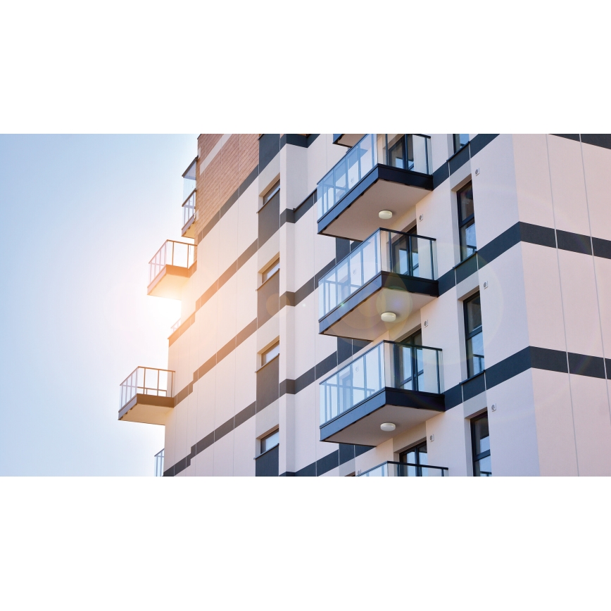 Plafonnier industriel avec détecteur de mouvement IPER LED/26W/230V IK10 IP65 arrondi blanc