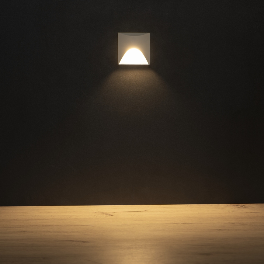 Luminaire d'escalier EXIN LED/2,5W/230V 3000K IP65, blanc, carré