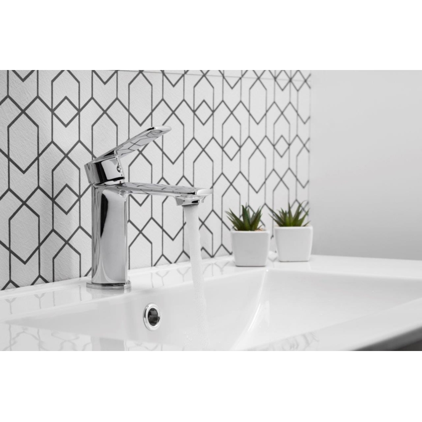 KFA Armatura 4422-815-00 - Robinet de lavabo + bonde avec trop-plein AGAT 15,2 cm chrome brillant