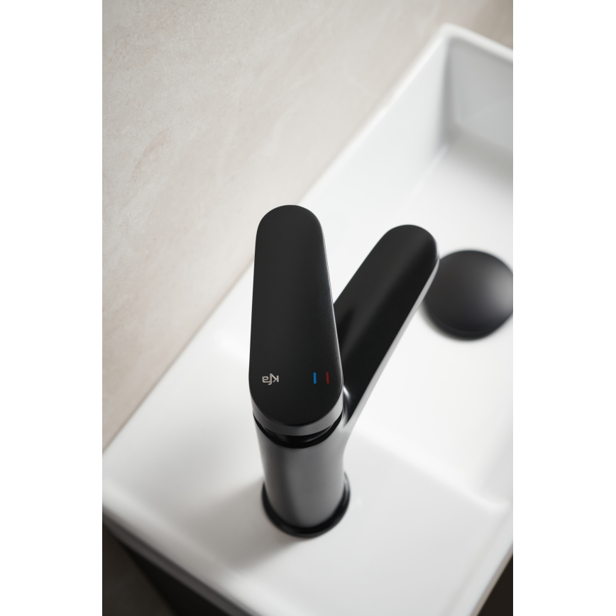 KFA Armatura 5552-815-81 - Robinet de lavabo + déchets avec trop-plein OTAVA 15 cm mat noir