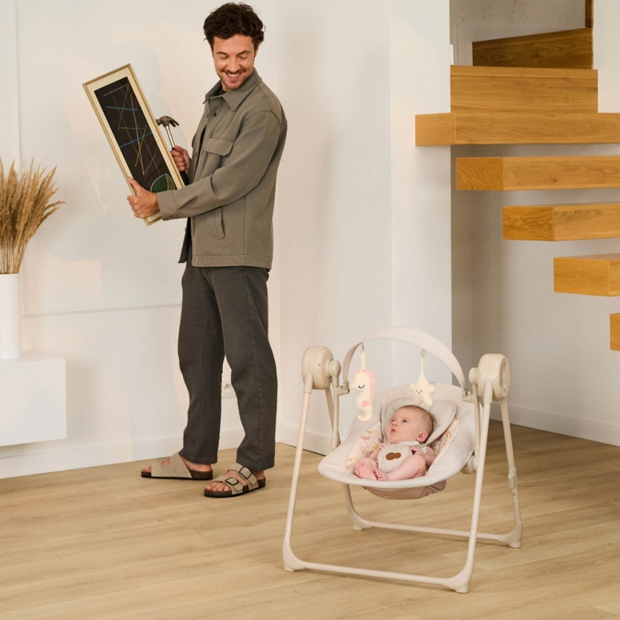 KINDERKRAFT - Babyswing met melodie SWINGEE beige 4xAAA/230V