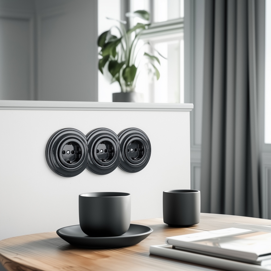 Kliklap - Drievoudige retro wandcontactdoos met SCHUKO-frame 230V, antraciet