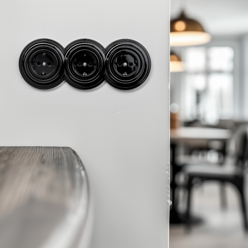 Kliklap - Prise murale triple rétro avec cadre SCHUKO 230V noire