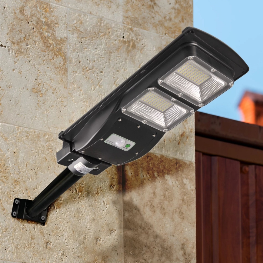 Lampadaire solaire avec détecteur STREET 2xLED/6W/3,2V 12000 mAh IP65 + Télécommande