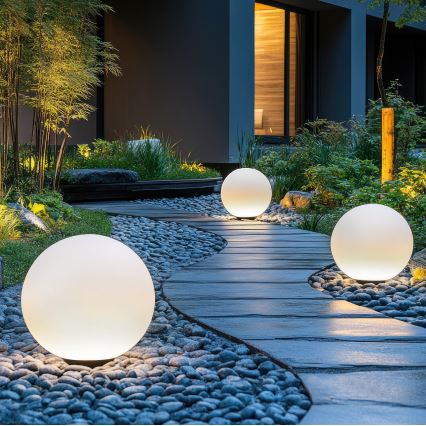Lampe solaire RGB à intensité variable GARDEN BALL LED/5W/3,7V 3000K IP54 2200 mAh d. 30 cm + Télécommande