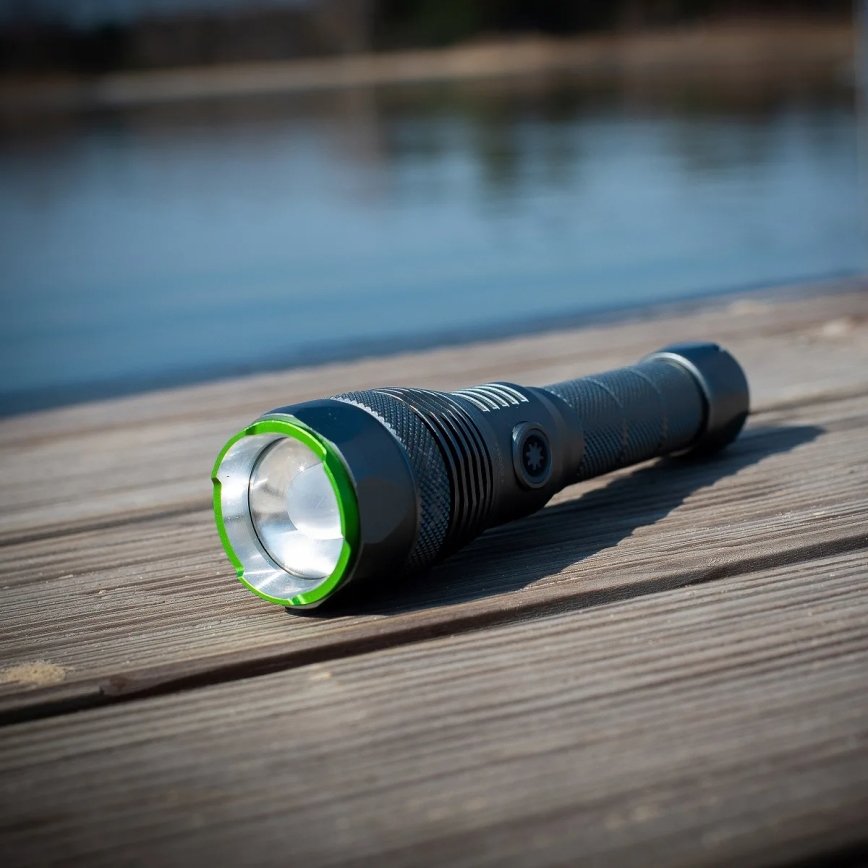 Lampe torche LED rechargeable dimmable avec fonction powerbank LED/30W/5V IPX7 3000 lm 4000 mAh