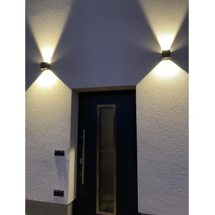 LED Applique murale d'extérieur 2xLED/3W/230V IP54 noir